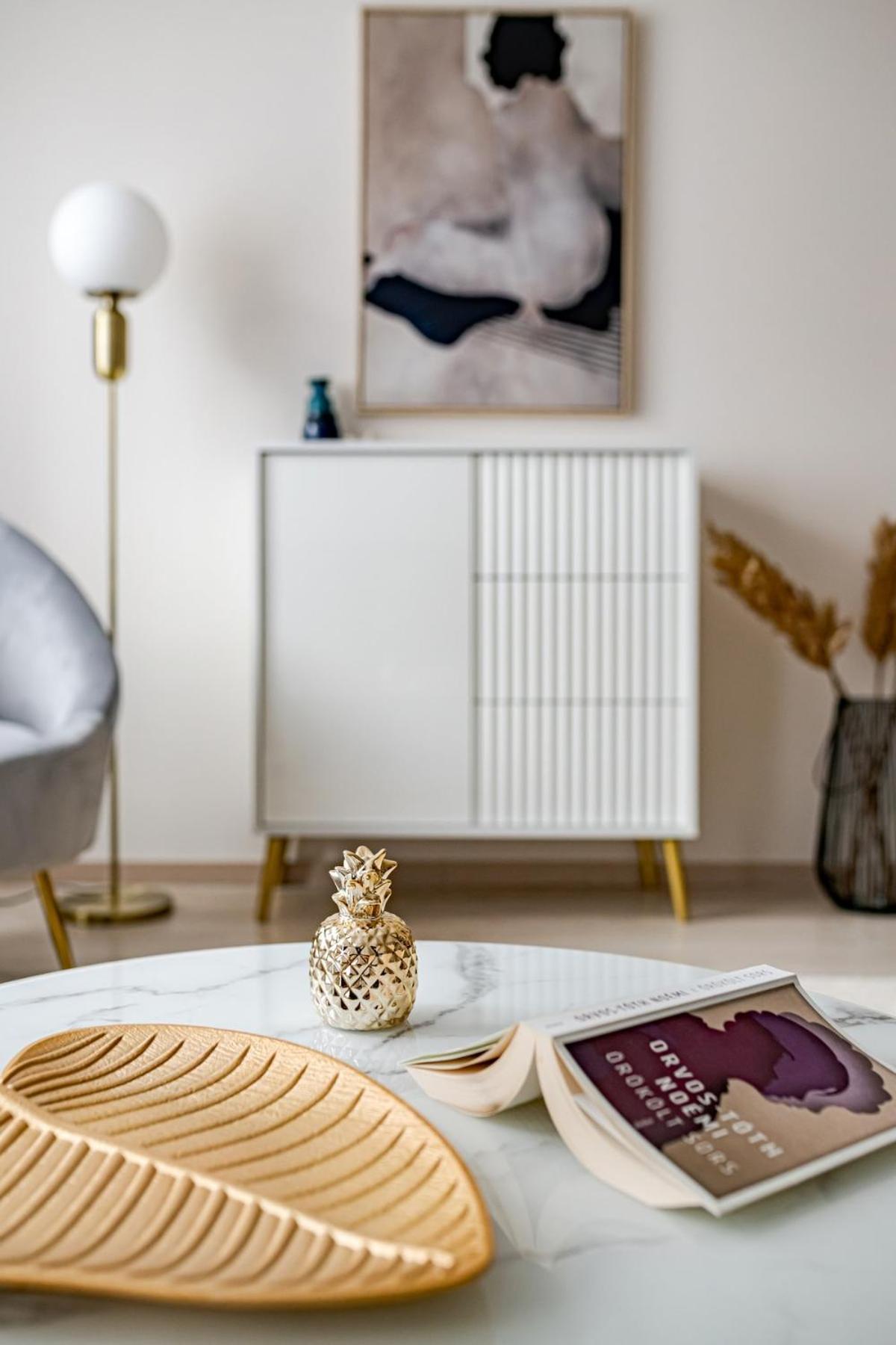 Parkwest Azure - By Park Apartament *