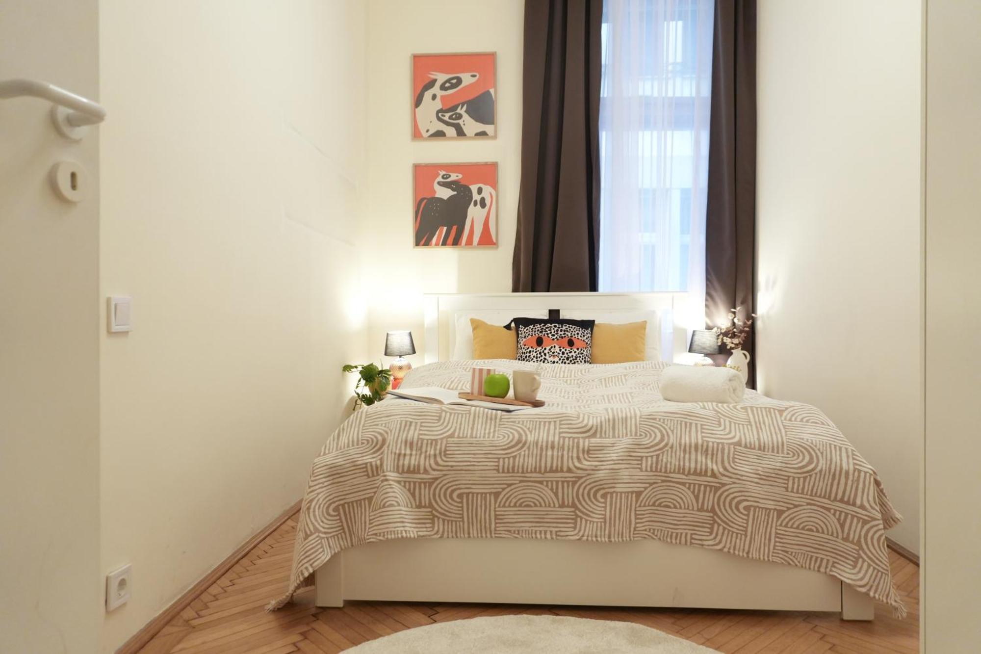 Apartmán Chic 3br Gem In The 8th - Walk To Krudy St *