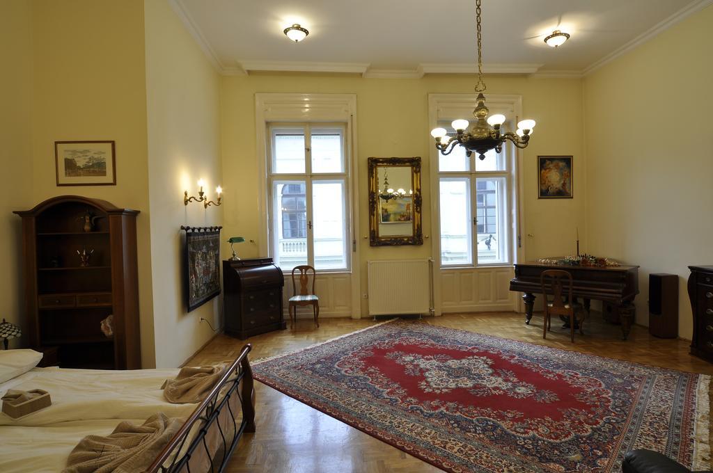 Apartment Charming Art Deco Flat