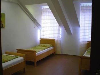 Hostel Zrinyi