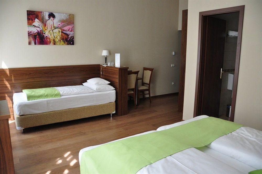 Elit Hotel