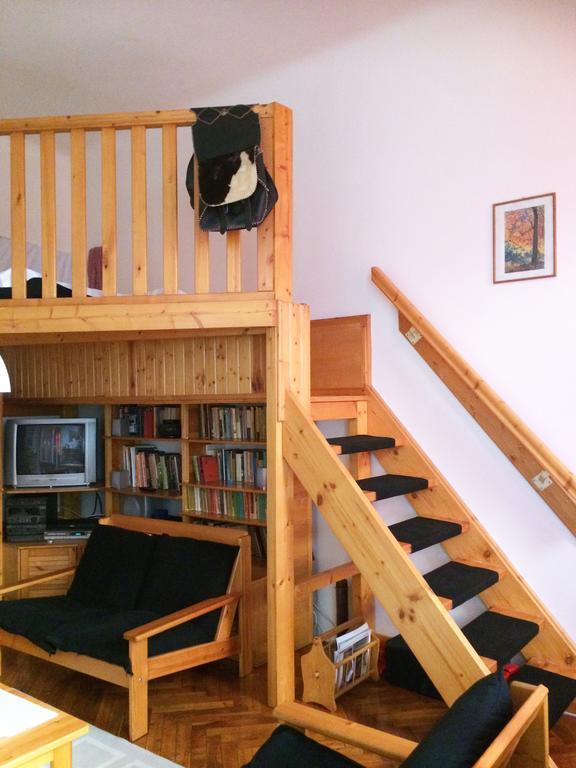 Apartment Argyelus *
