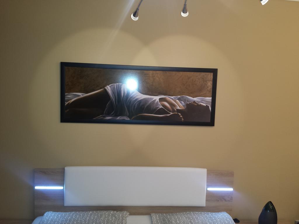 River Loft 304-305 Apartment