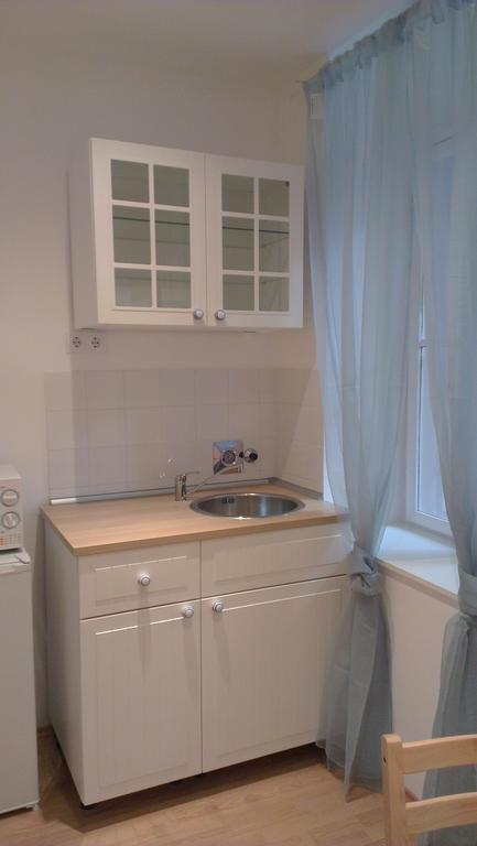 4 Westend