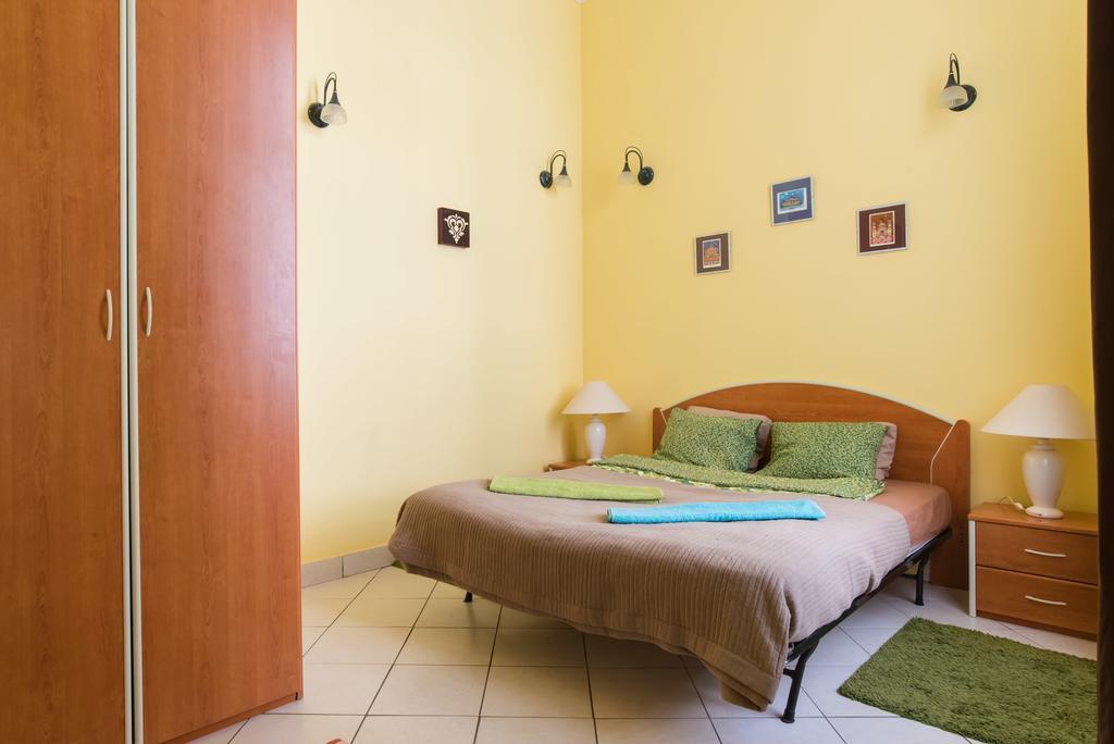 Hostel Downtown Oasis
