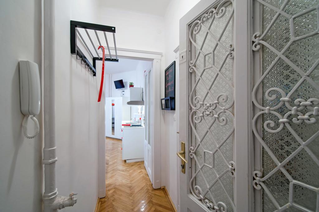 Parking, Ac, Wifi Flat Next To Andrassy Ave Appartement *