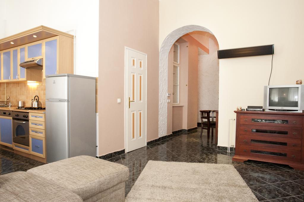 Liana-luxury And Flat Apartman Budapest