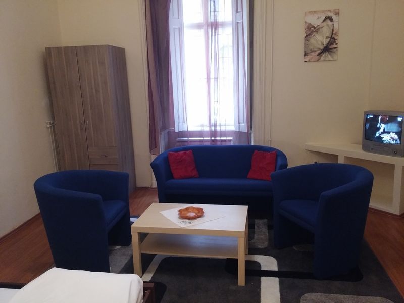 Hostel Walking Bed