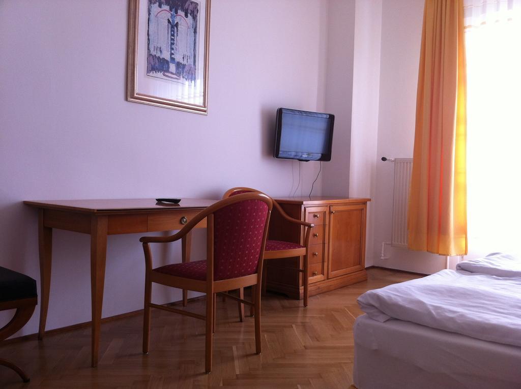 Flat Rent Appartamento *