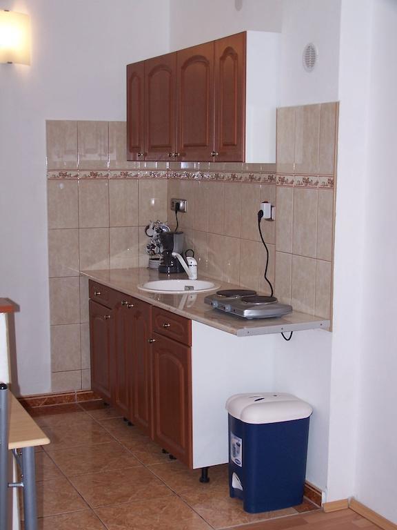 Akacia - Free Inside Parking, 2 Bedrooms, Garden, Next To Centre