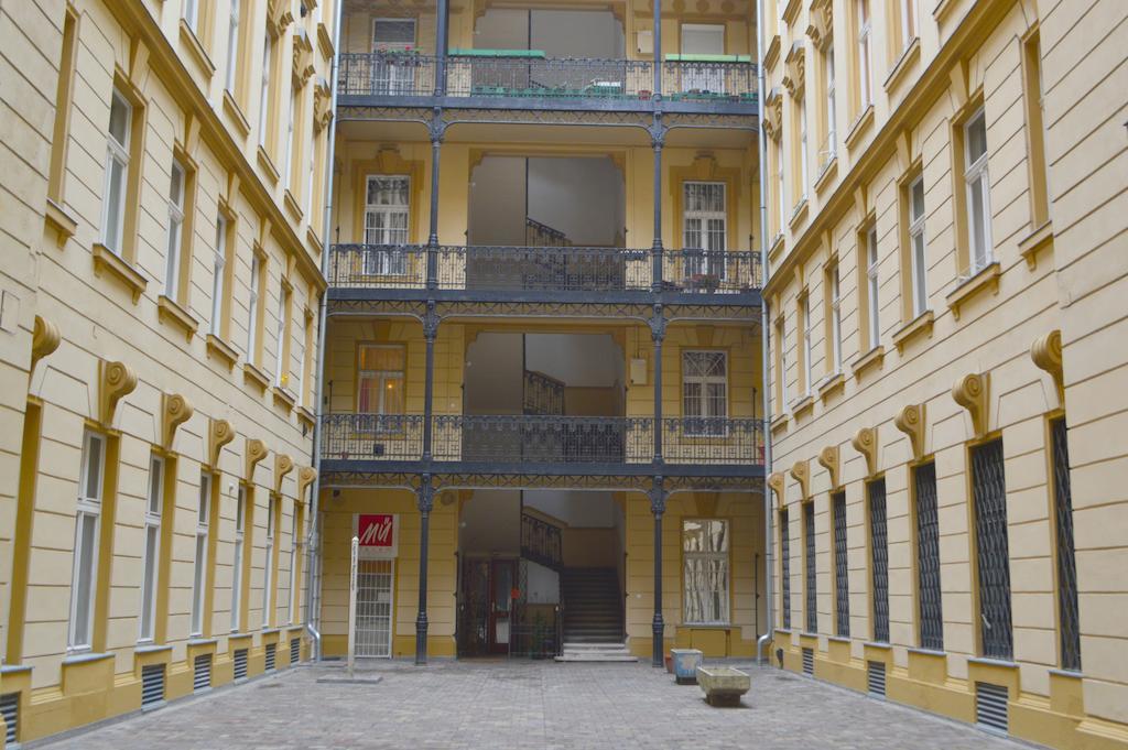 Synagogue View Guest House