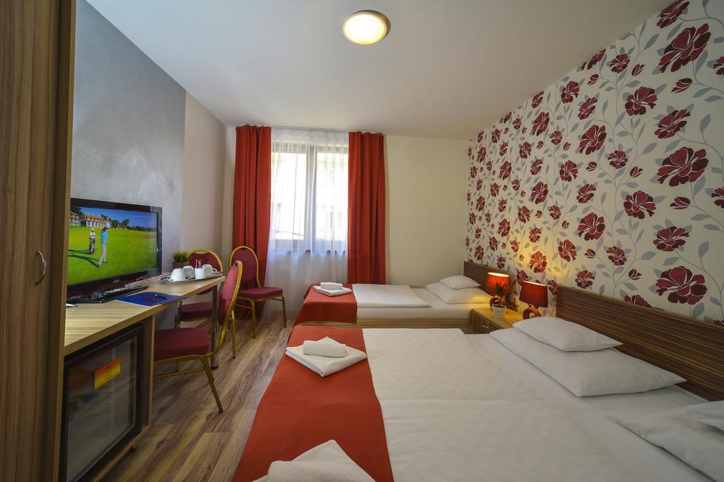 Hotel Sunshine 3*