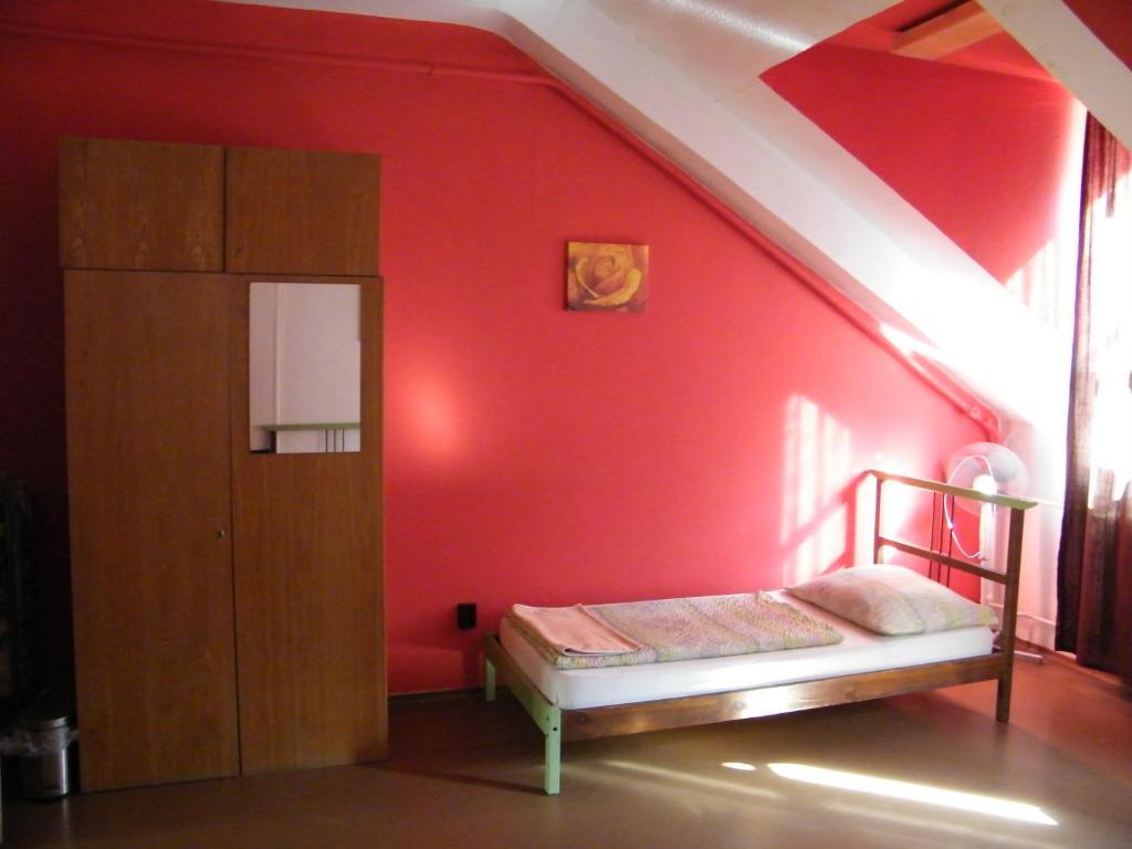 Zrinyi Hostel Budapest