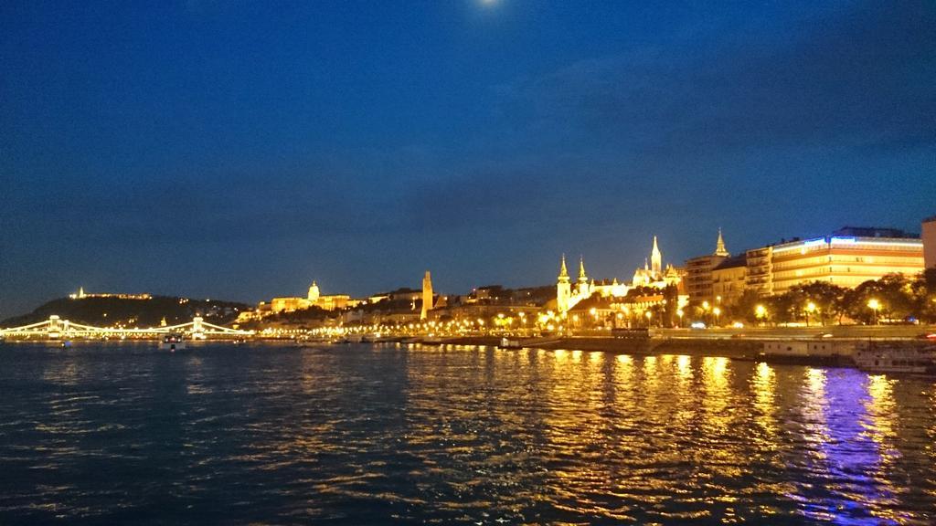 River's Crown Budapest