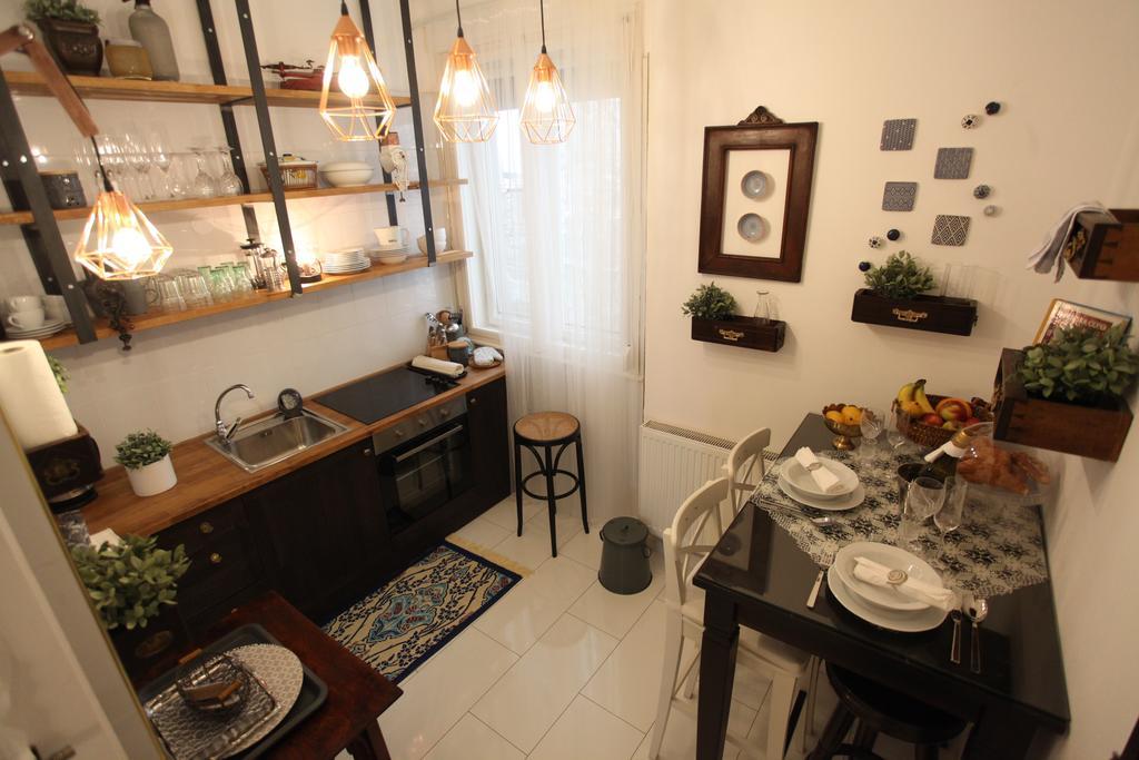 Apartman D.five Neo-baroque With Terrace