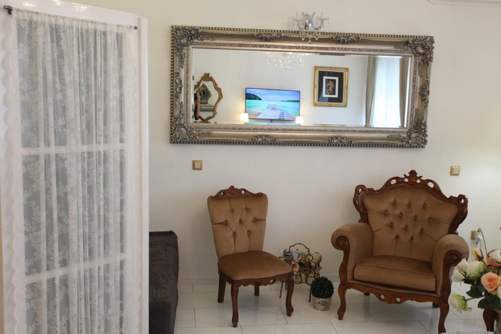 Apartman D.five Neo-baroque With Terrace *