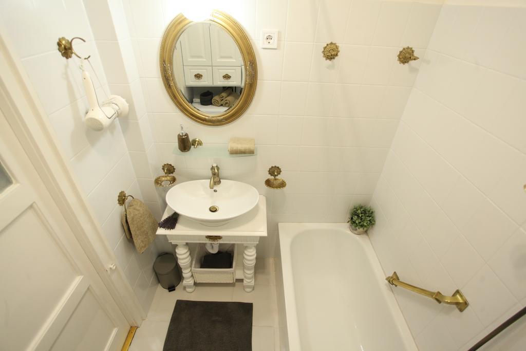 Apartman D.five Neo-baroque With Terrace Budapest