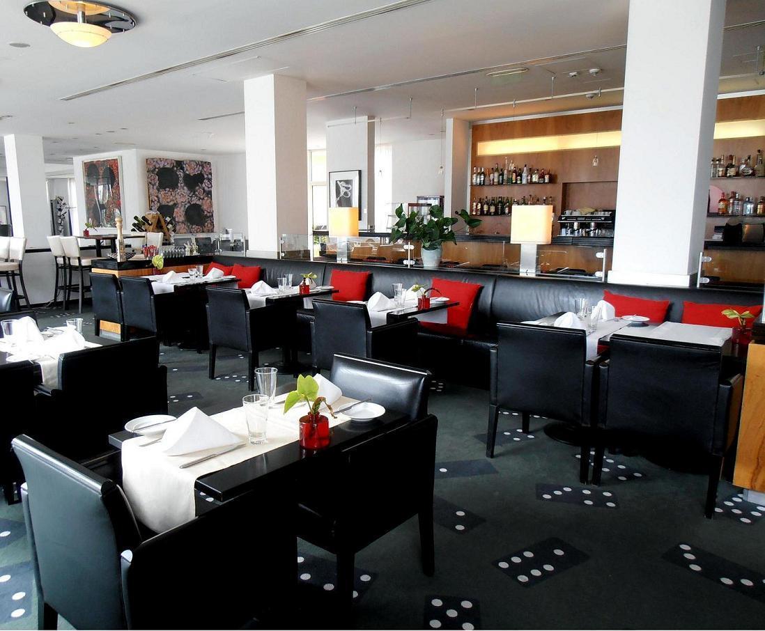 Park Plaza