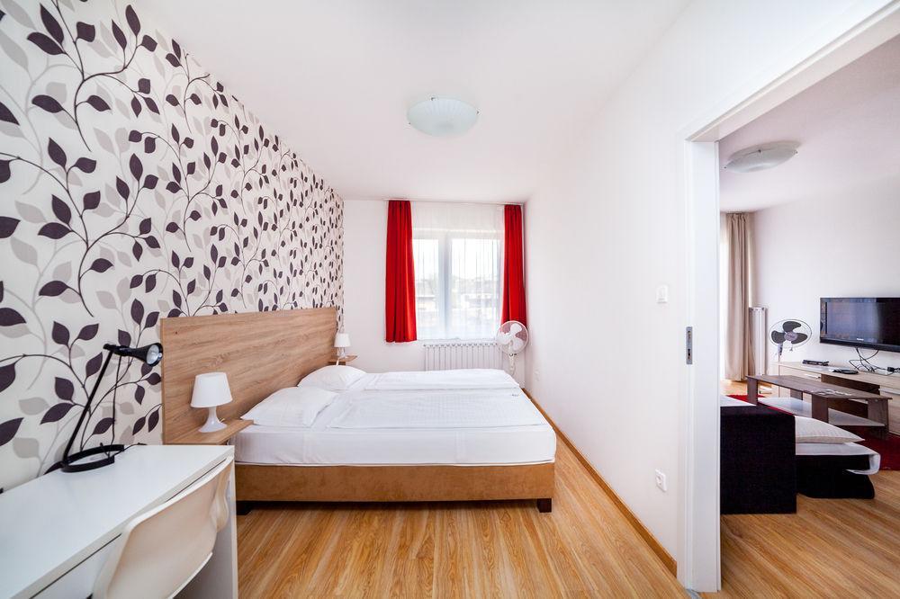 Prince Apartments Lejlighedshotel 3*