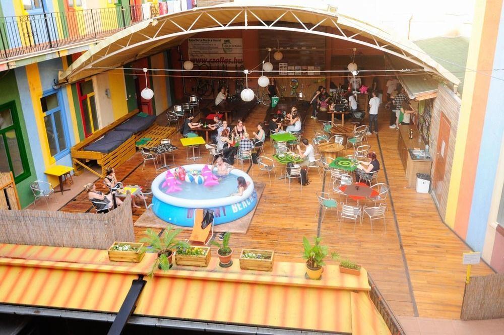 Casa De La Musica *