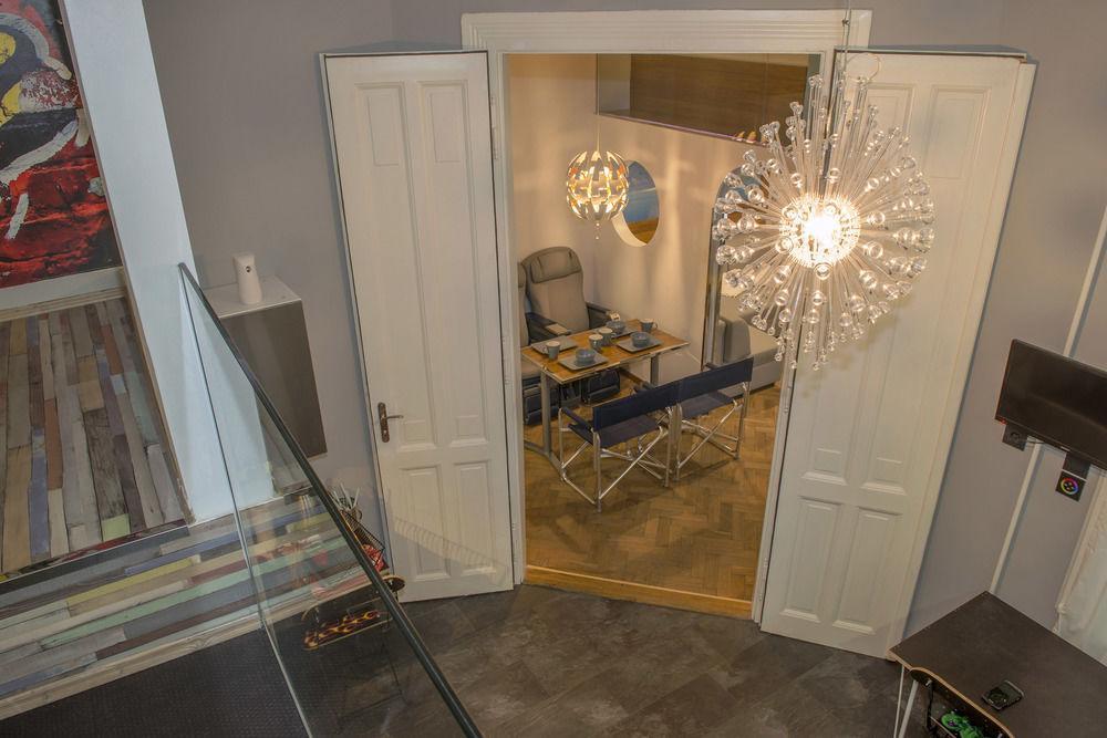 Bpr Center Design Apartment *