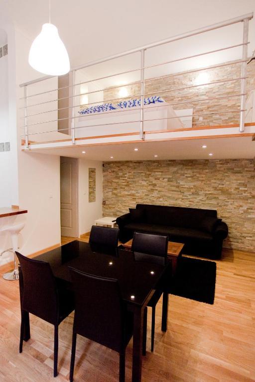 10 House Budget Apartman *