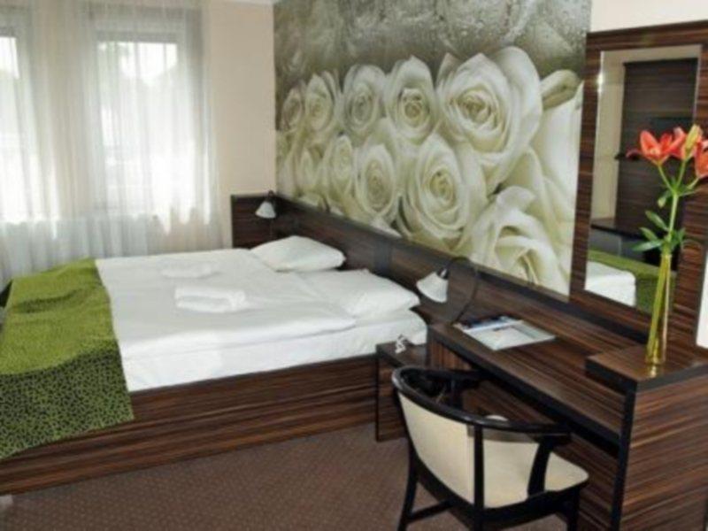 Green Hotel Budapest