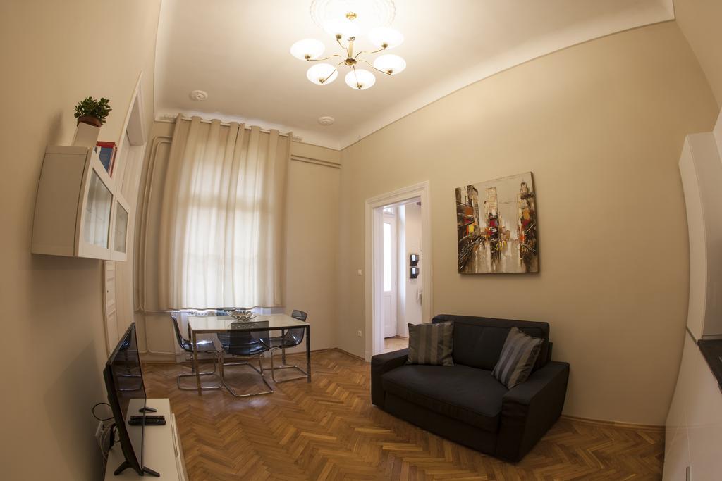 Wesselenyi Utca 4