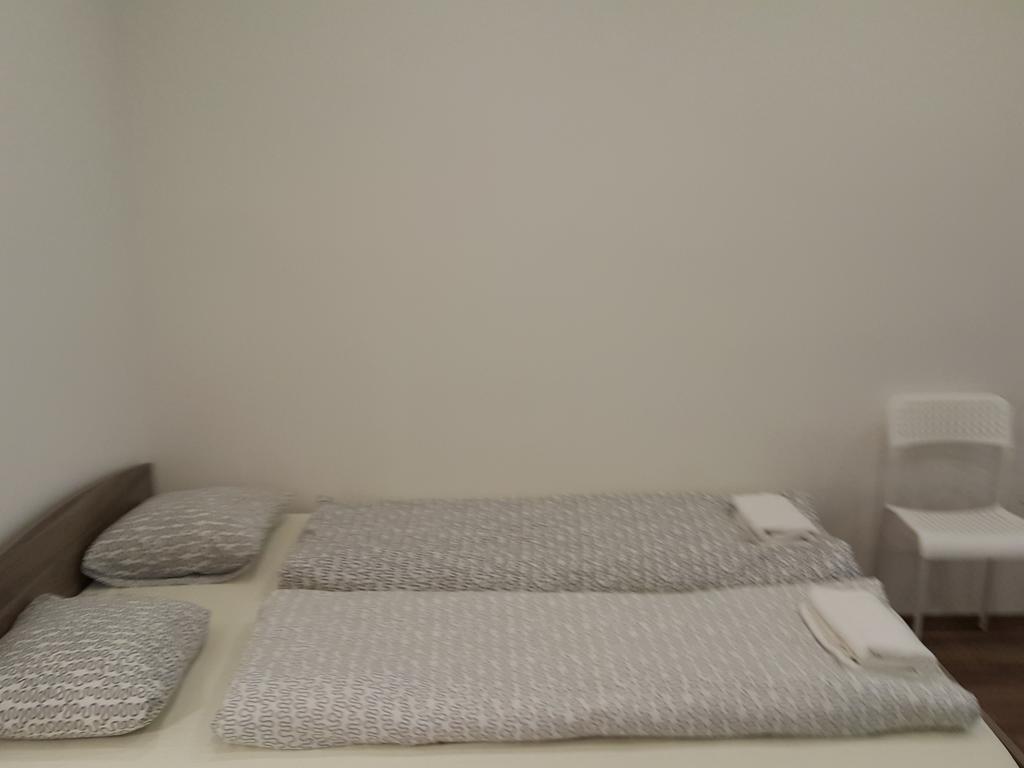 4 Westend