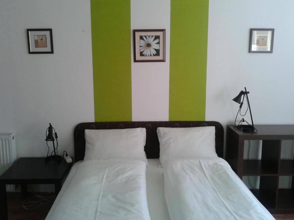 Szentmihályi 22 Apartman * Budapest