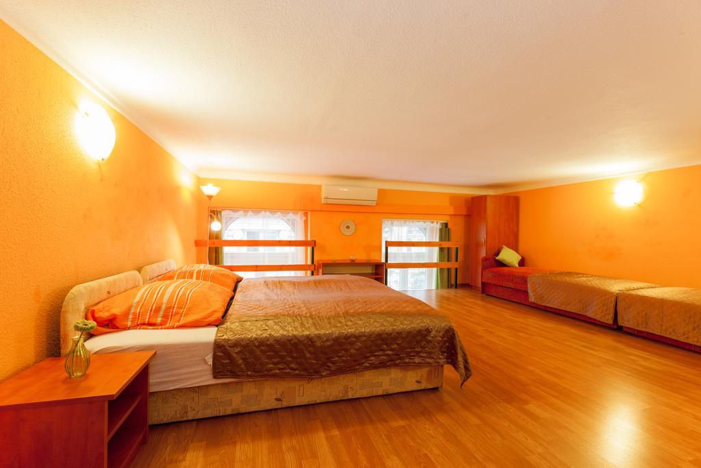 Central Studio O Utca Apartamento *