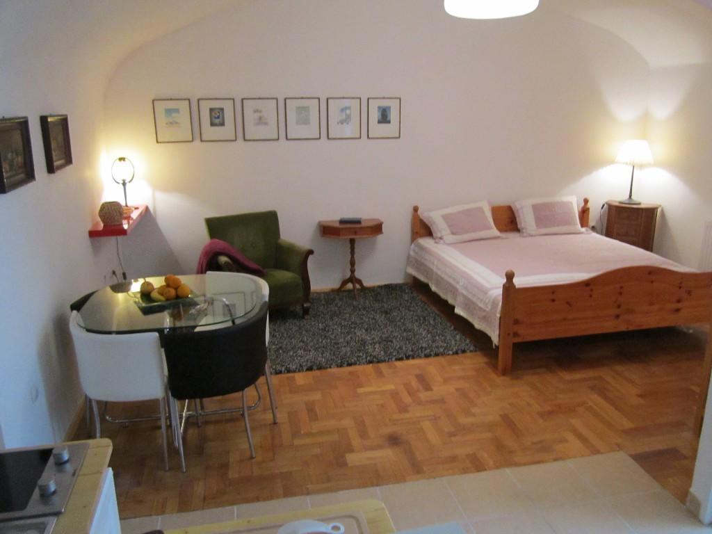 Toldi * Budapest