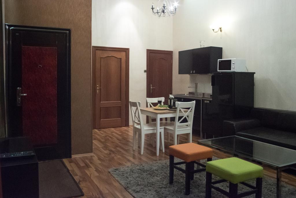 Inviting Flat In The Heart Of Town Budapest