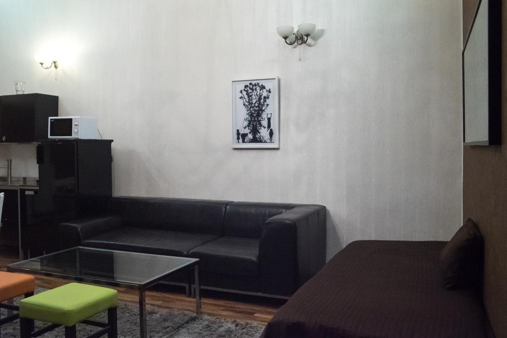 Inviting Flat In The Heart Of Town *