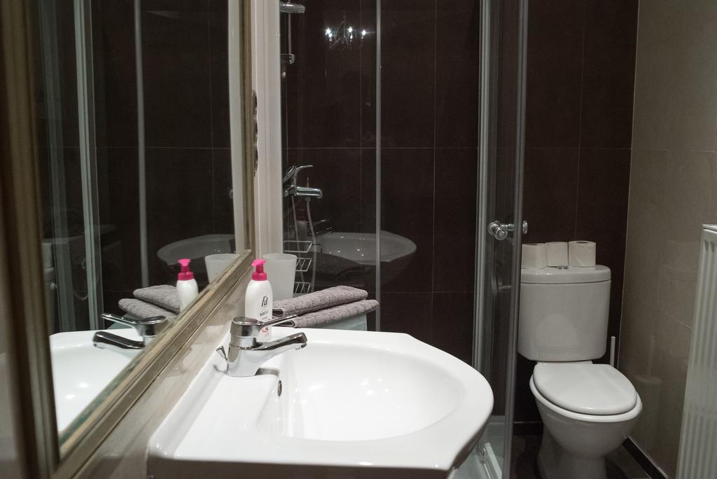 Inviting Flat In The Heart Of Town Budapest