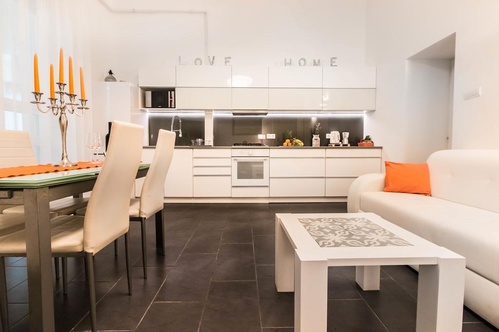 Modern Centre Apartamento *