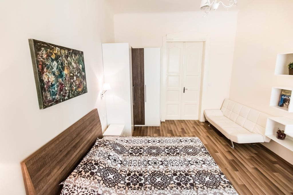 Modern Centre Apartamento