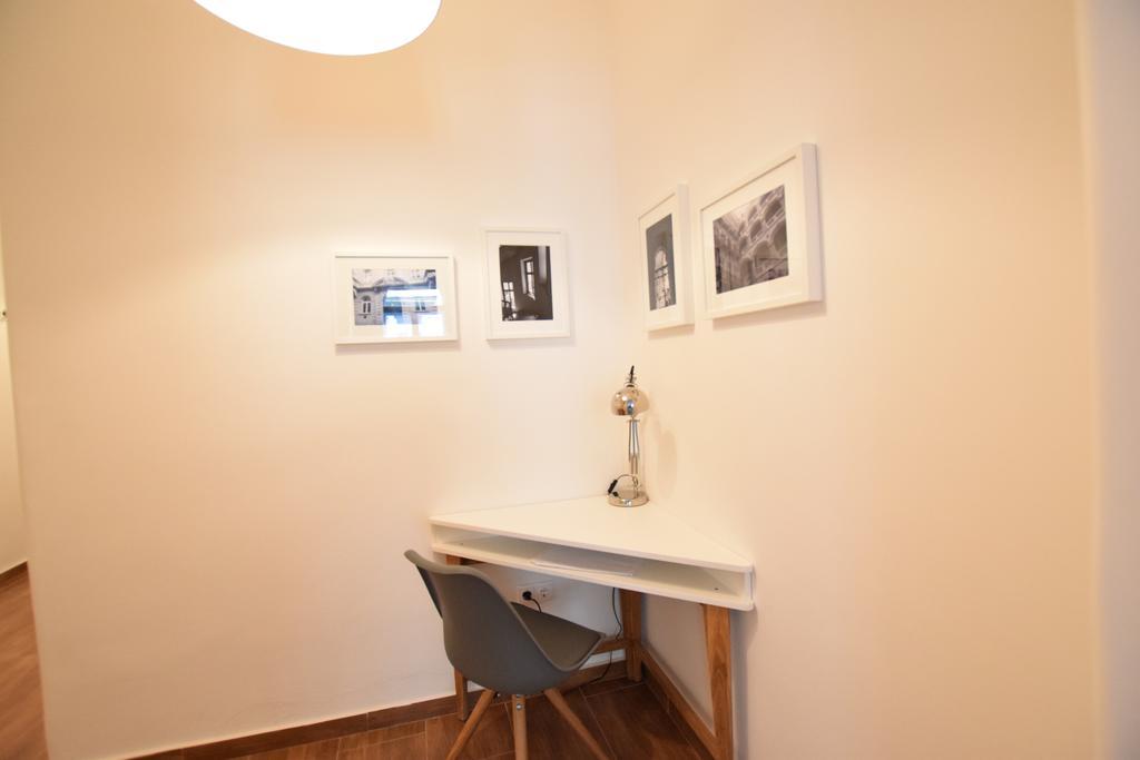 Standard By Hi5-rozsa Street Apartmán