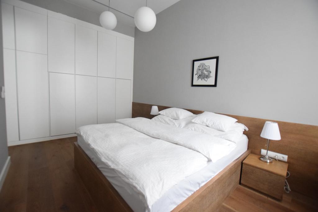 Luxury By Hi5 - Szervita * Budapest