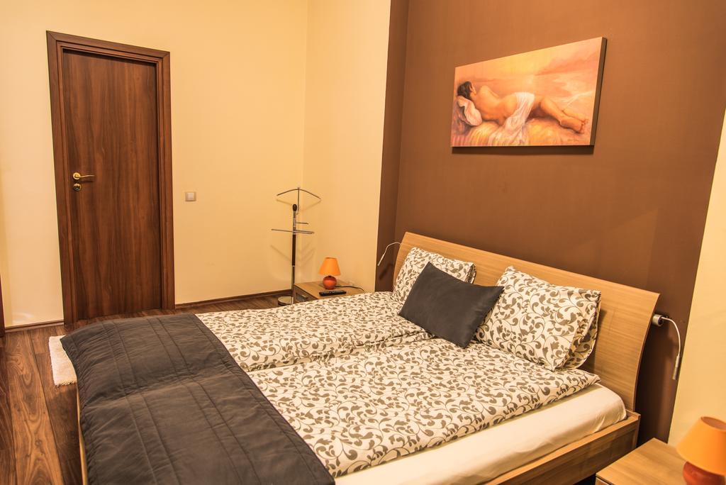 Appartamento Home, Far Away From *