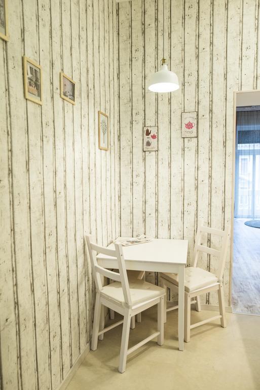 In Iii. Apartment *