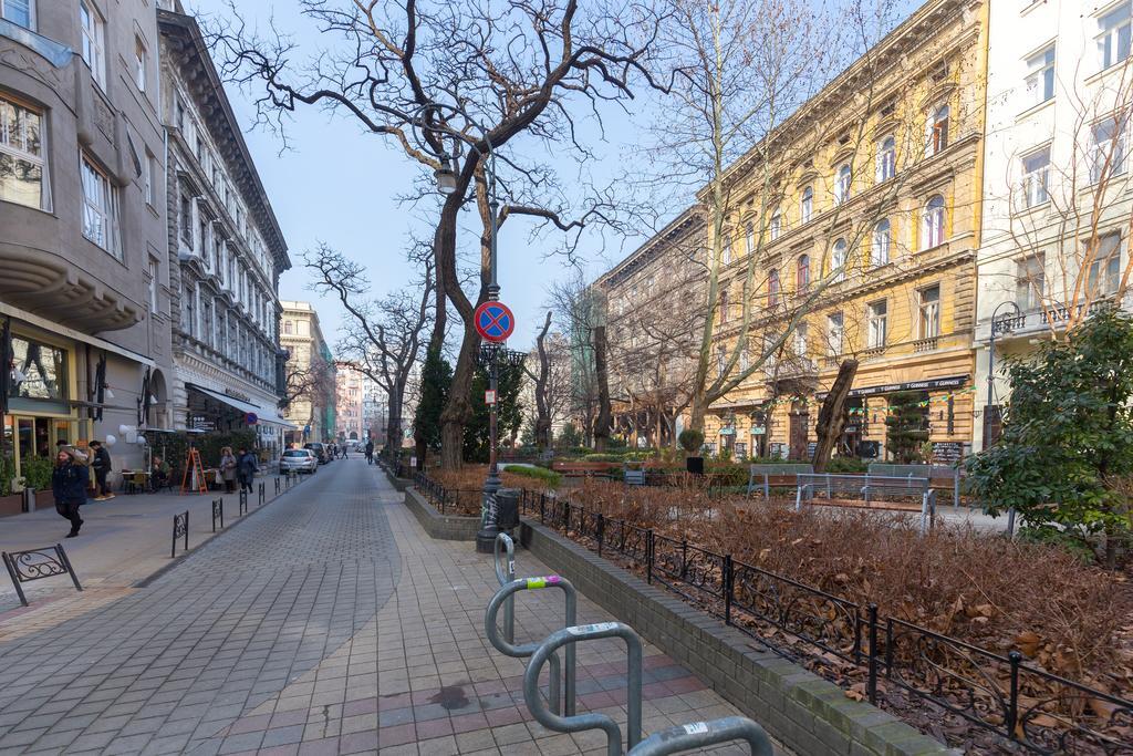 Apartment Real Hegedu *