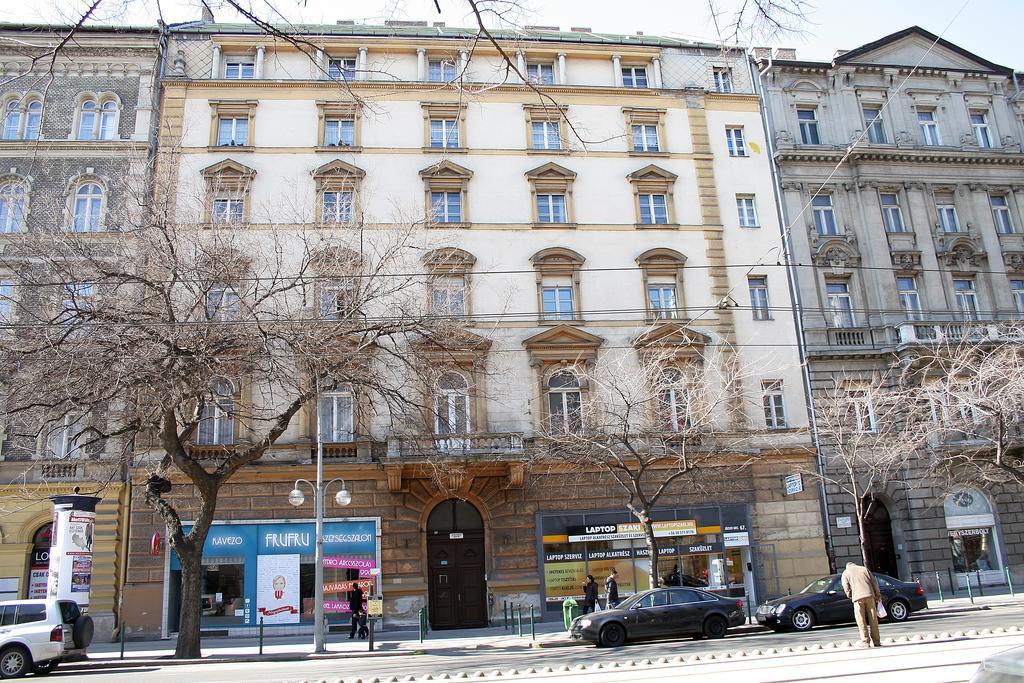 Central Ring Apartman