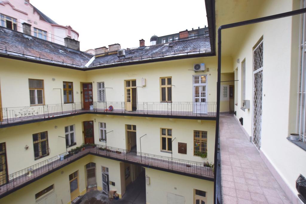 Standard By Hi5 - Wesselényi 13 * Budapešť