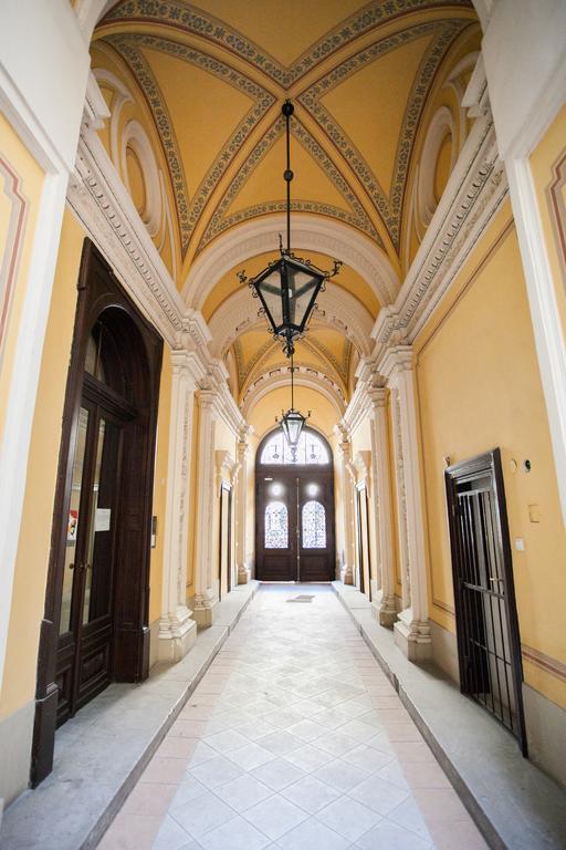 Agorà *
