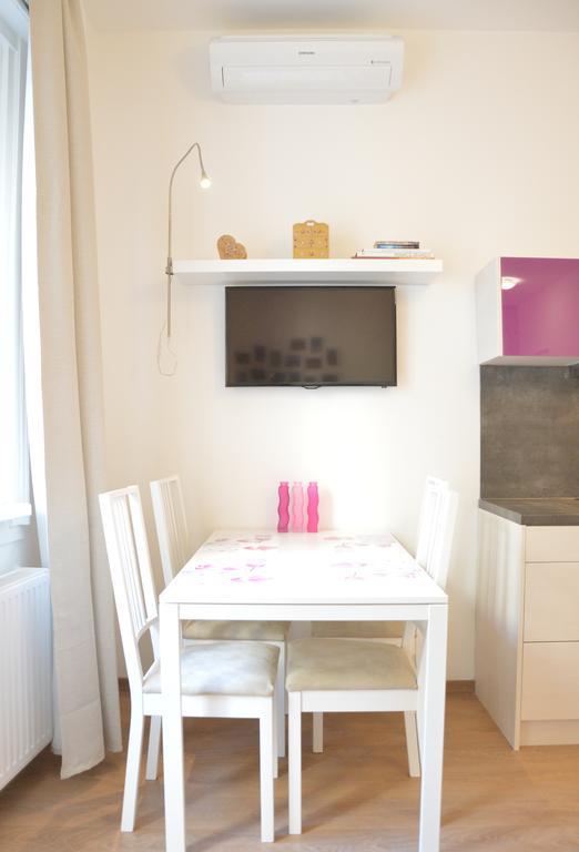 Two Bedroom At Bajcsy * Budapest