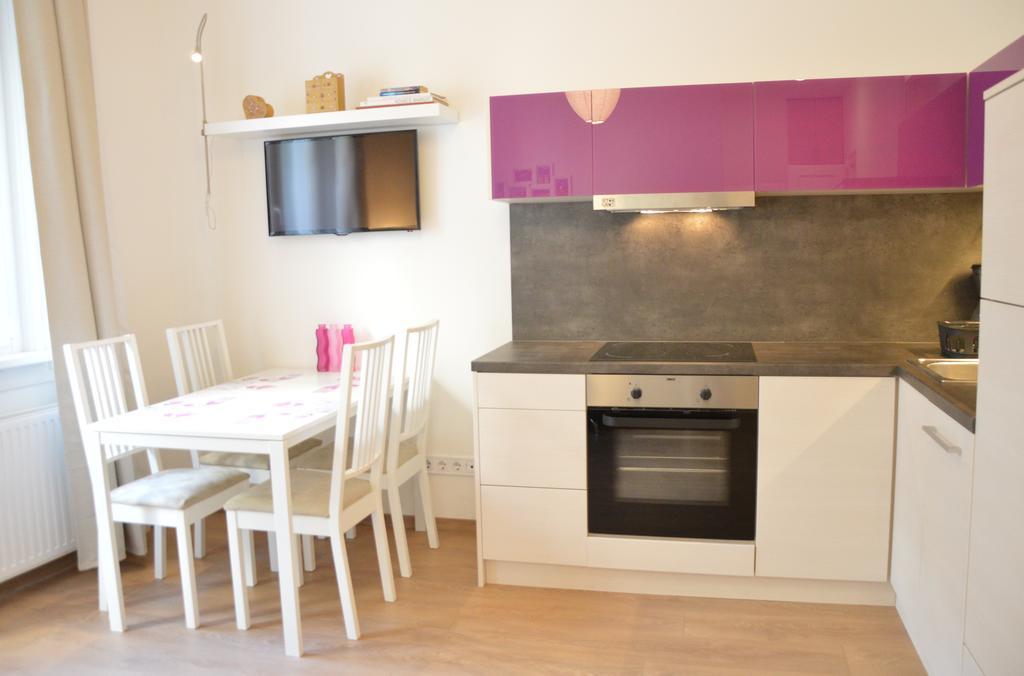 Two Bedroom At Bajcsy * Budapest