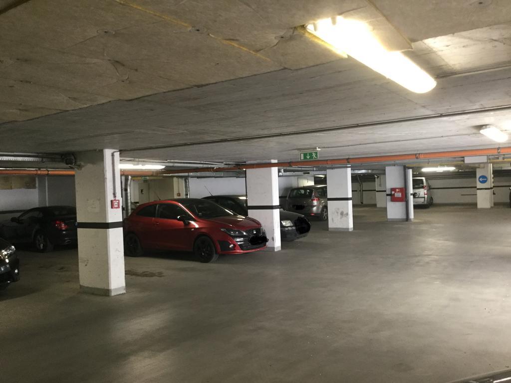 Adam's And Free Parking *