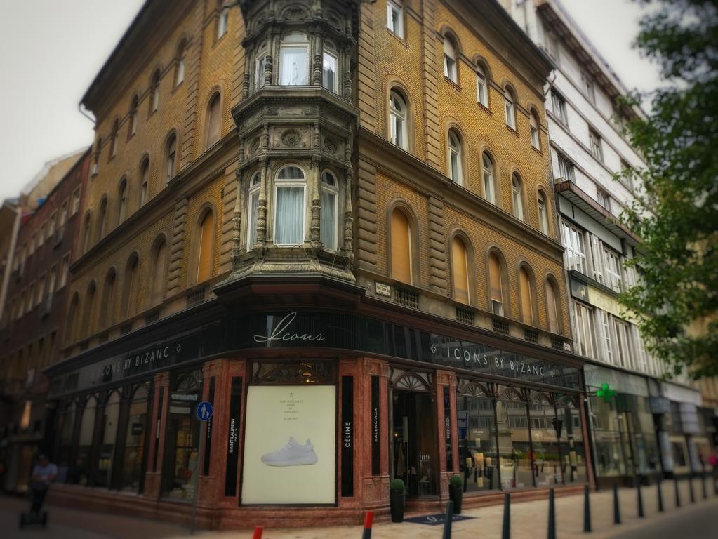 Golden Stars Apartment *