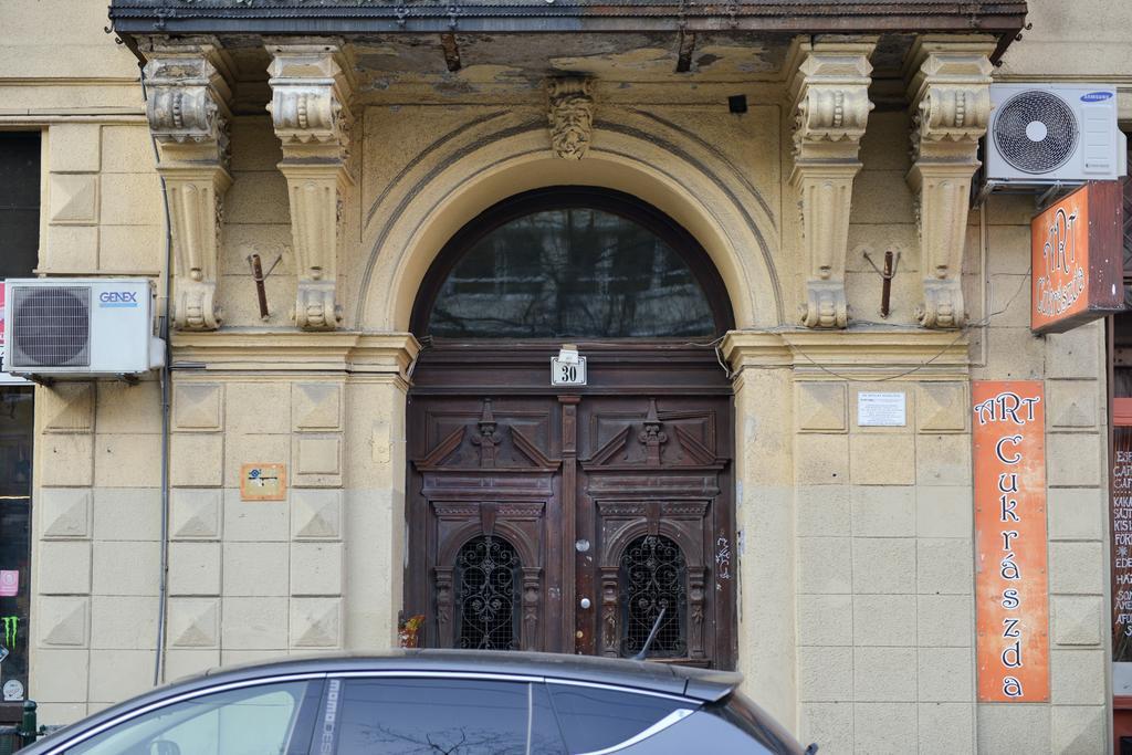 Diamonds With 2 Near Guzsdu Udvar Apartament Budapeszt